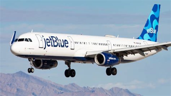 Does JetBlue go to Canada