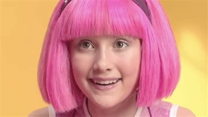 How did Stephanie from LazyTown die