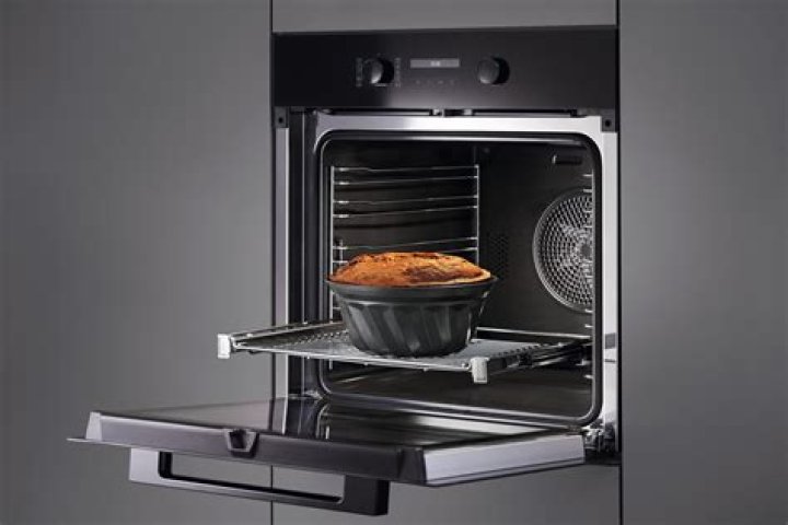 How do you keep stainless steel clean and shiny